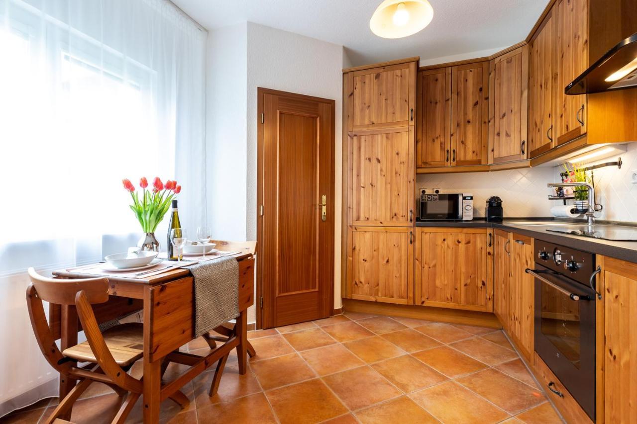 Апартаменты Apartman Dream V Mikulove - Jine Ubytovani Lednice Экстерьер фото