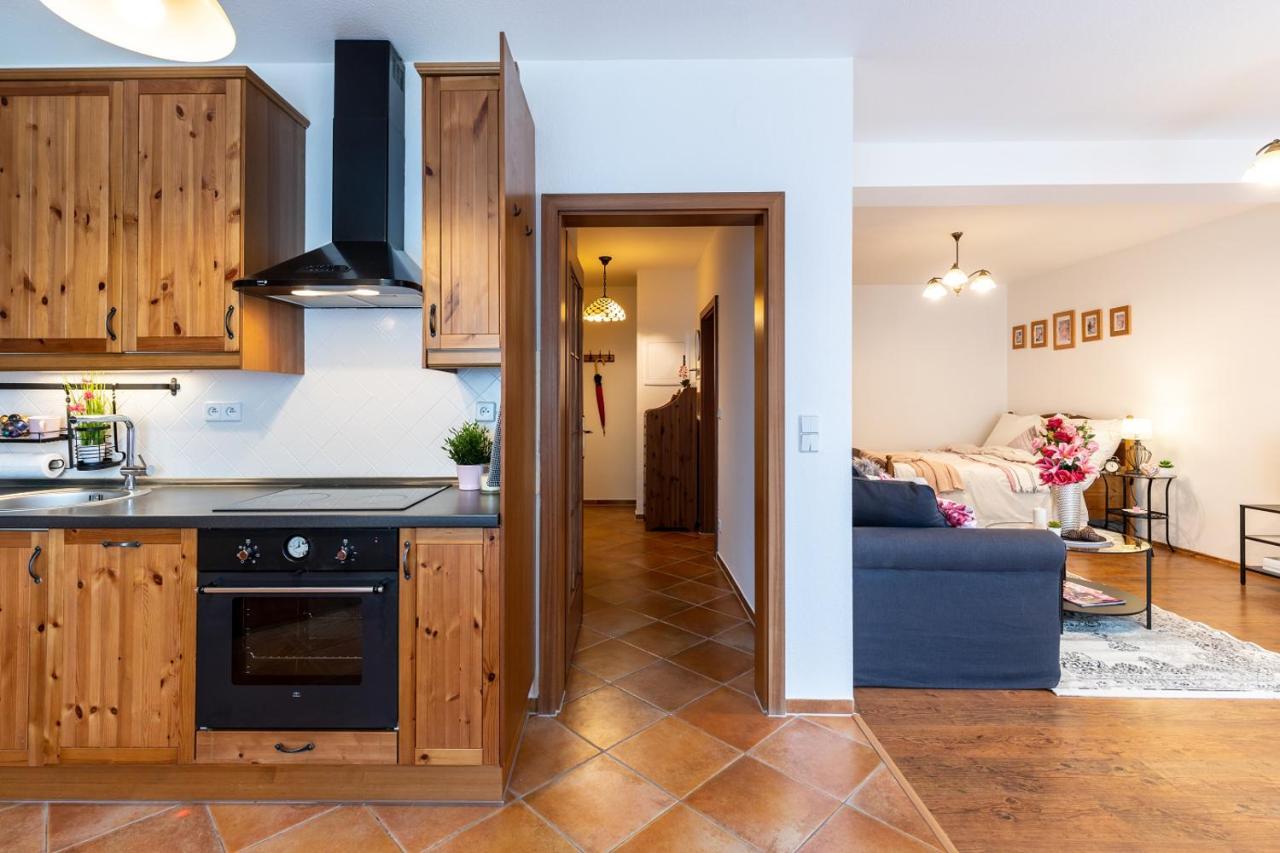 Апартаменты Apartman Dream V Mikulove - Jine Ubytovani Lednice Экстерьер фото